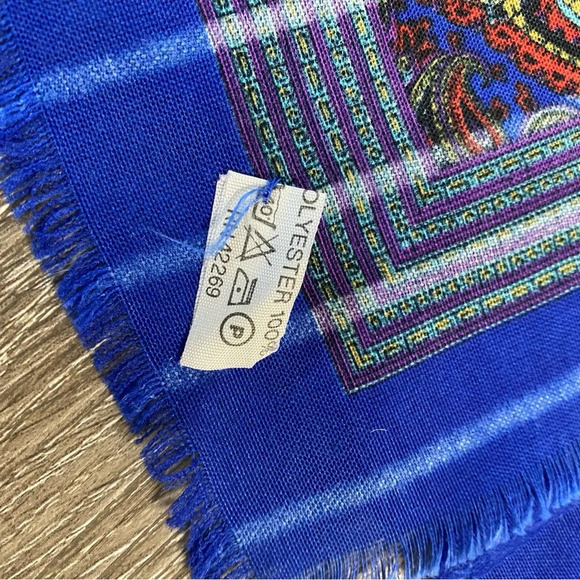 Made in Italy scarf versatile for head wrap, purse, belt, neck - Picture 3 of 3